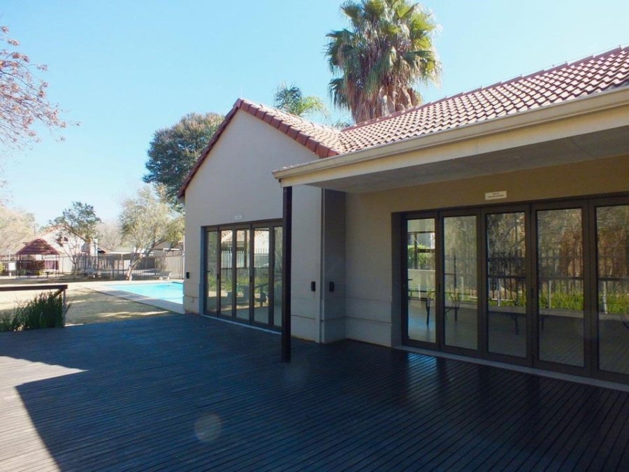 2 Bedroom Property for Sale in Maroeladal Gauteng