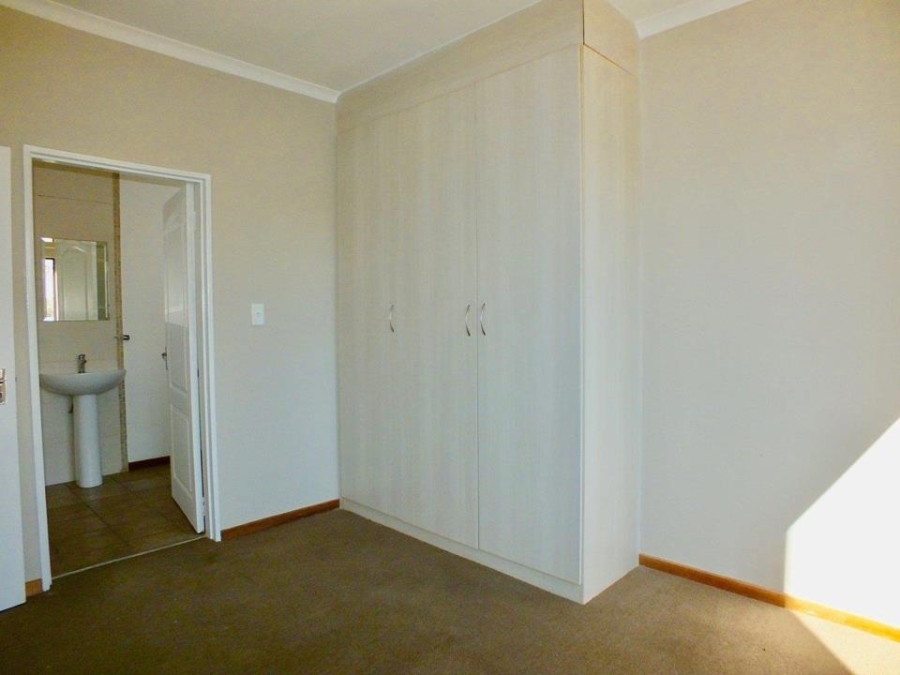 2 Bedroom Property for Sale in Honeydew Grove Gauteng