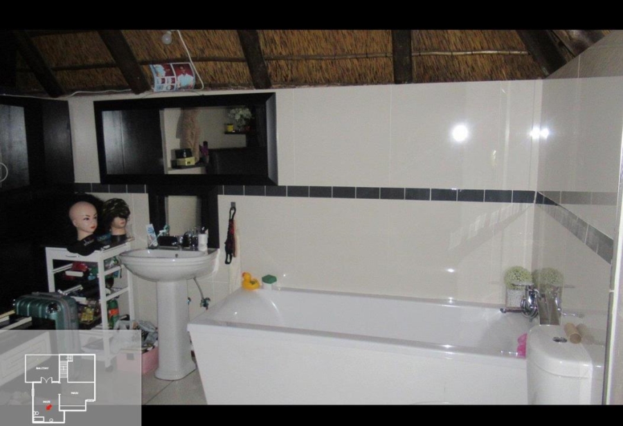 3 Bedroom Property for Sale in Sharonlea Gauteng