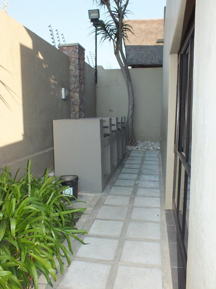 2 Bedroom Property for Sale in Glen Nerine Gauteng