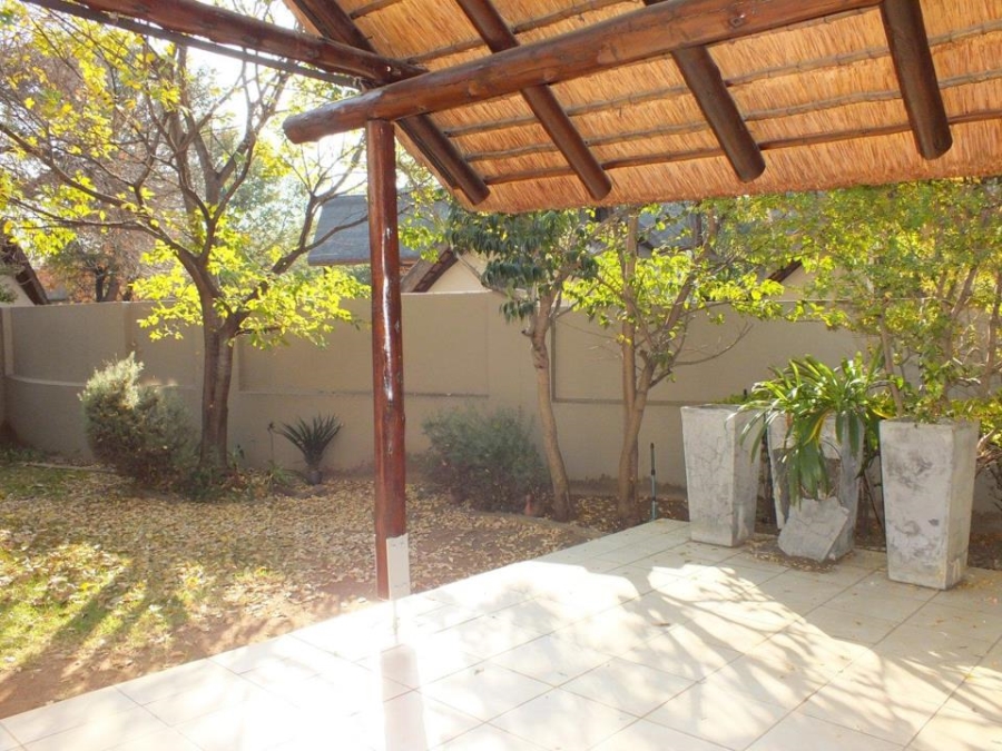 2 Bedroom Property for Sale in Glen Nerine Gauteng