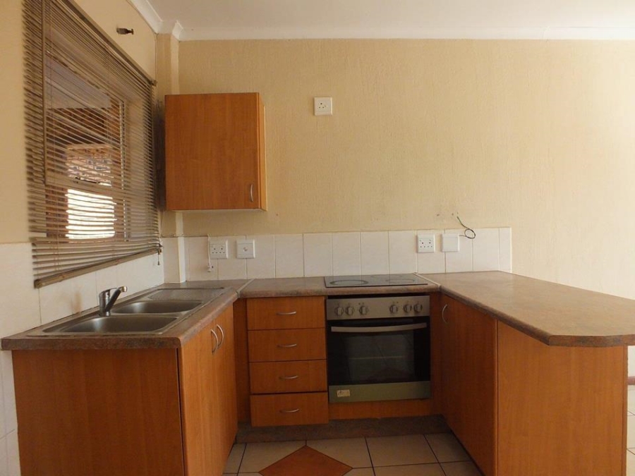 2 Bedroom Property for Sale in Honeypark Gauteng