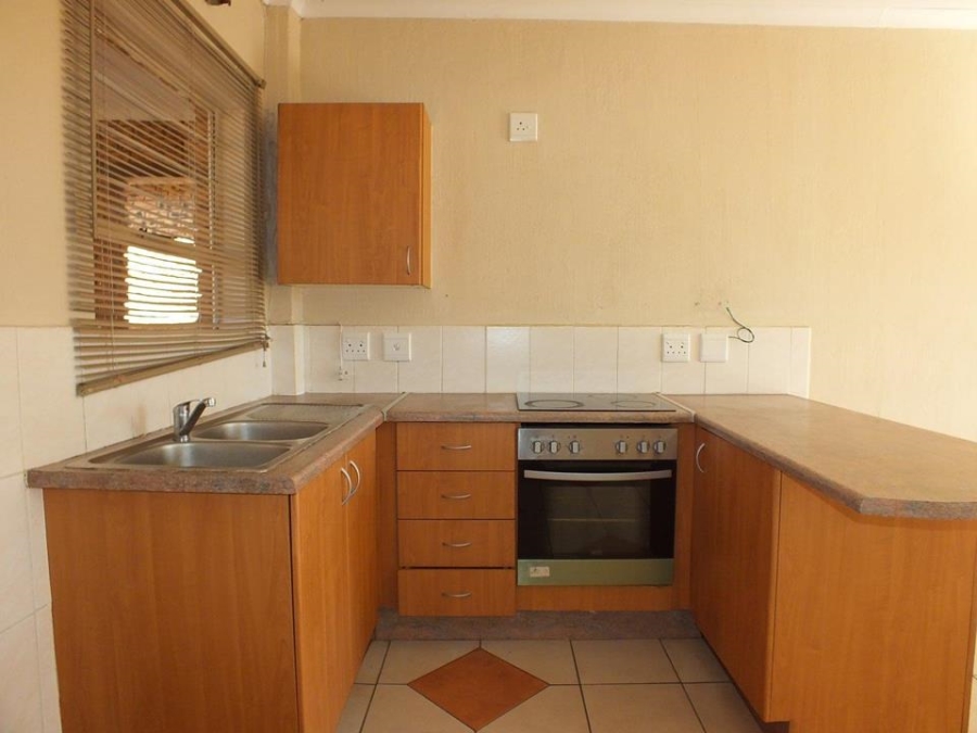 2 Bedroom Property for Sale in Honeypark Gauteng