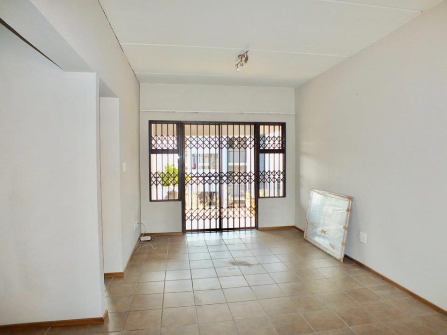 2 Bedroom Property for Sale in Honeydew Grove Gauteng