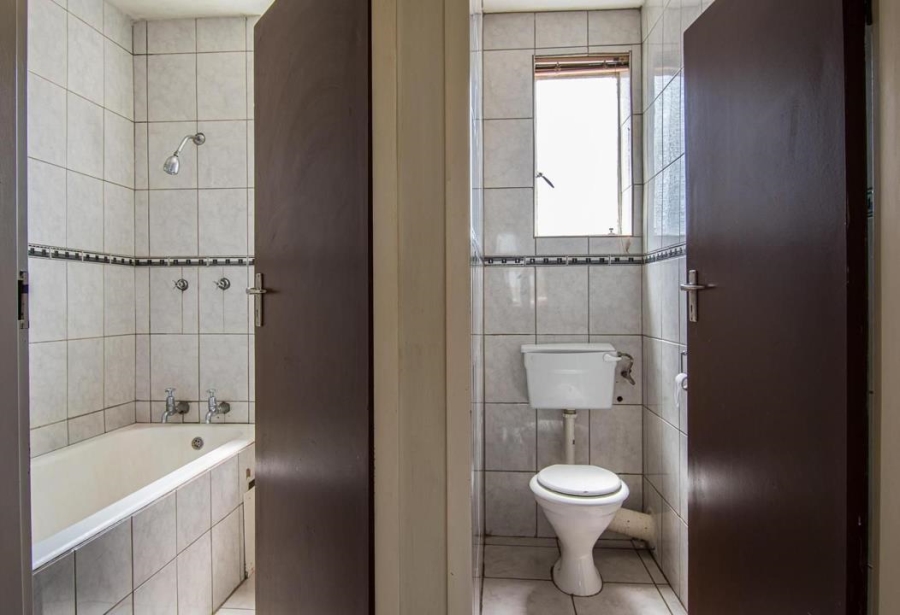 To Let 2 Bedroom Property for Rent in Sunnyside Gauteng