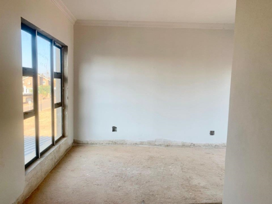 4 Bedroom Property for Sale in Kameeldrift East Gauteng