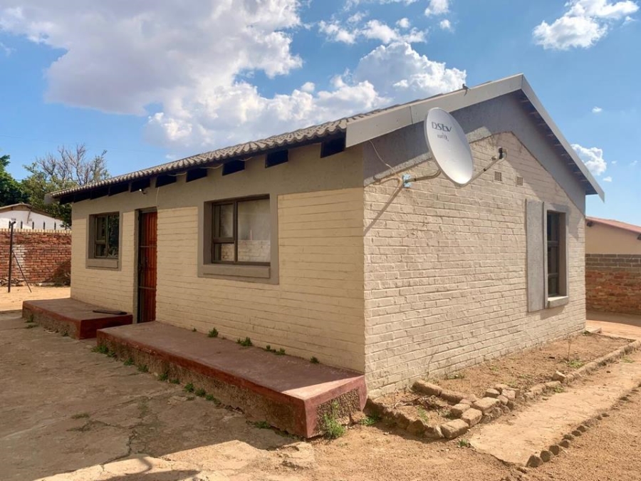 2 Bedroom Property for Sale in Mabopane Unit B Gauteng