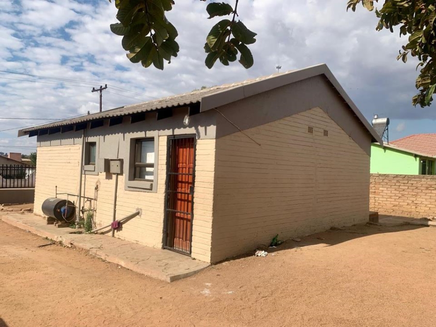 2 Bedroom Property for Sale in Mabopane Unit B Gauteng