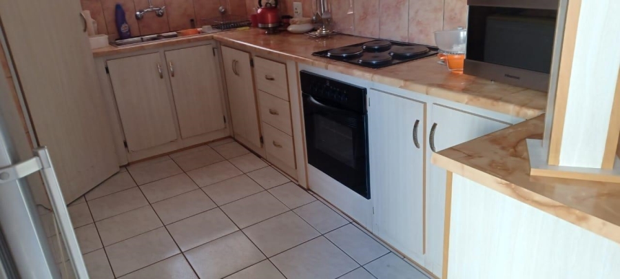 3 Bedroom Property for Sale in The Orchards Gauteng