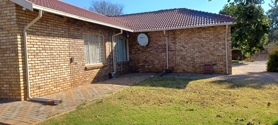 3 Bedroom Property for Sale in The Orchards Gauteng