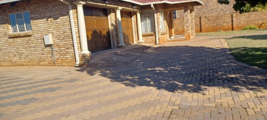 3 Bedroom Property for Sale in The Orchards Gauteng