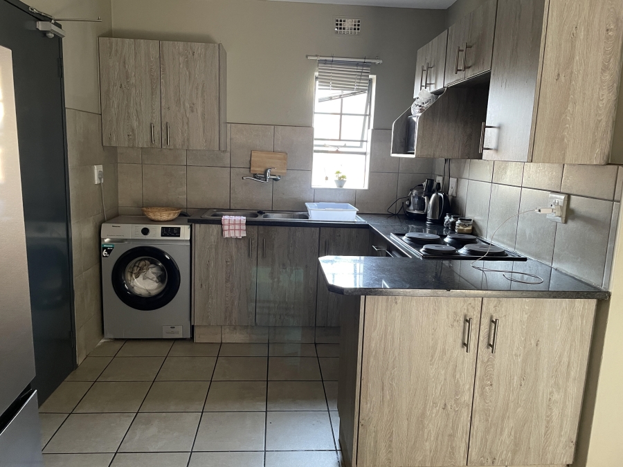 2 Bedroom Property for Sale in Montana Gardens Gauteng