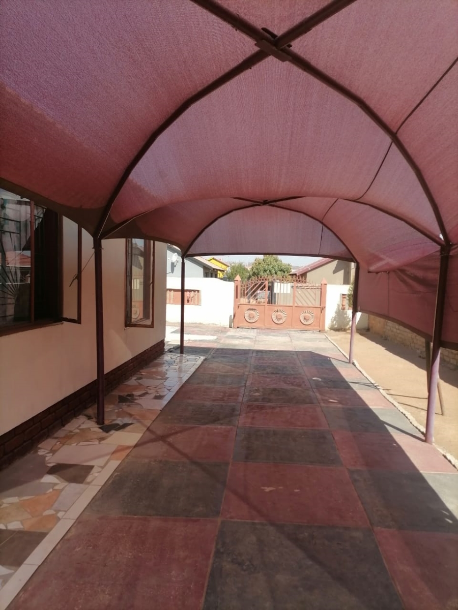 2 Bedroom Property for Sale in Mabopane Gauteng