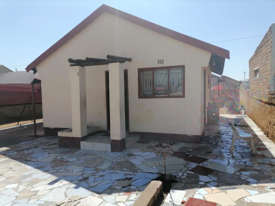 2 Bedroom Property for Sale in Mabopane Gauteng