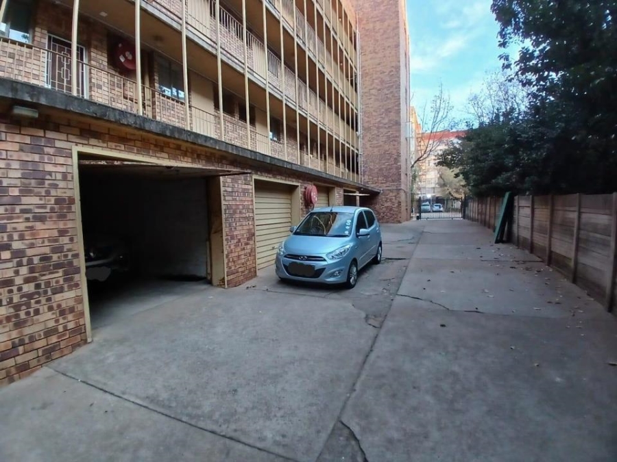 2 Bedroom Property for Sale in Sunnyside Gauteng