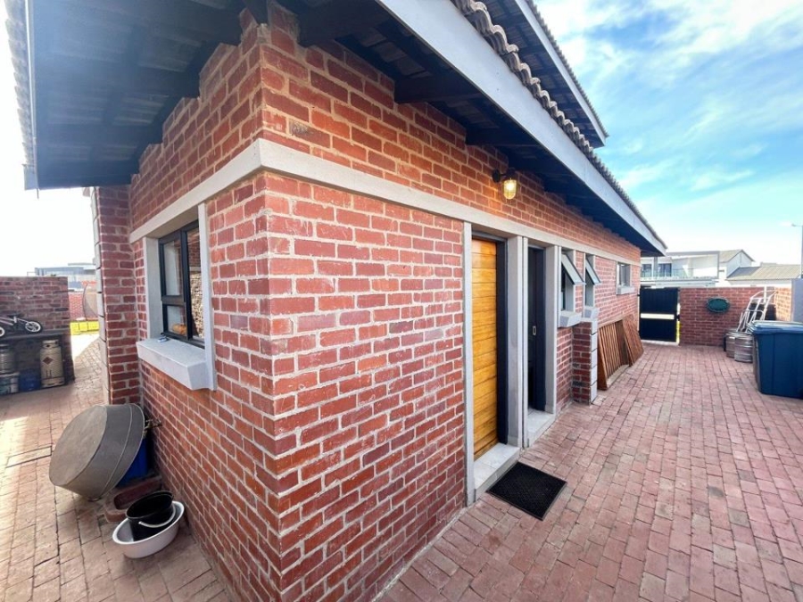 3 Bedroom Property for Sale in Six Fountains Residential Estate Gauteng