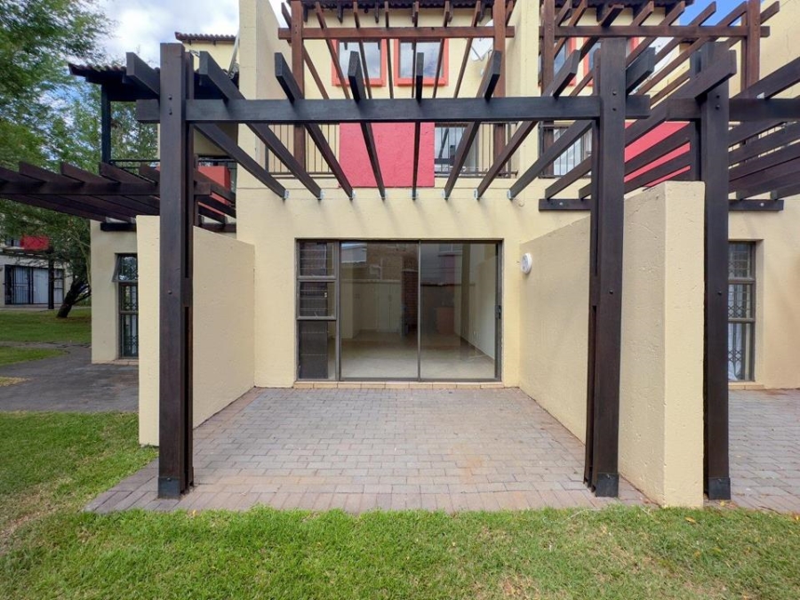 0 Bedroom Property for Sale in Oukraal Estate Gauteng