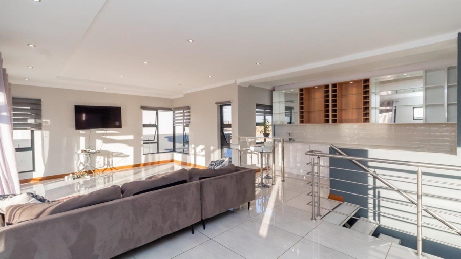 5 Bedroom Property for Sale in The Hills Game Reserve Estate Gauteng