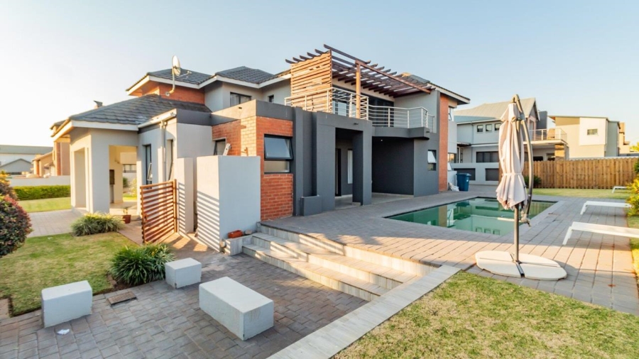 5 Bedroom Property for Sale in The Hills Game Reserve Estate Gauteng