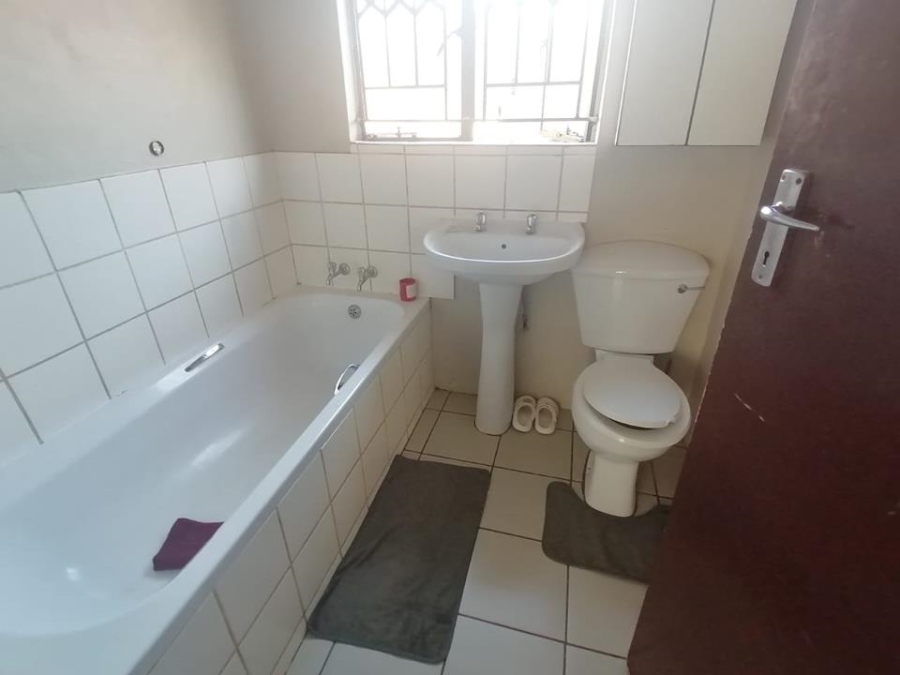 2 Bedroom Property for Sale in Soshanguve Gauteng