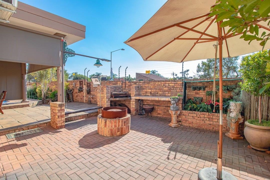 3 Bedroom Property for Sale in Magalieskruin Gauteng