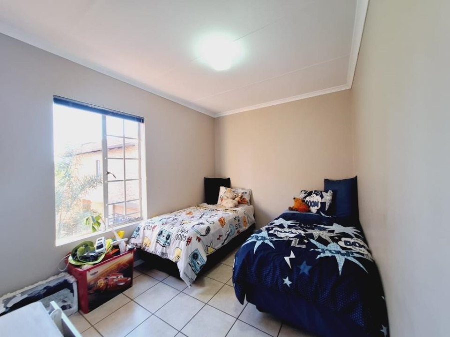 3 Bedroom Property for Sale in Oukraal Estate Gauteng