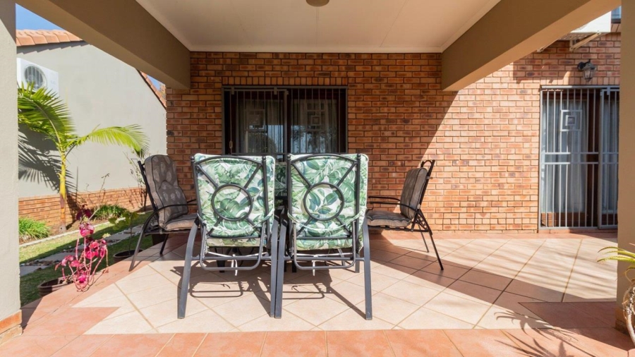 4 Bedroom Property for Sale in Equestria Gauteng