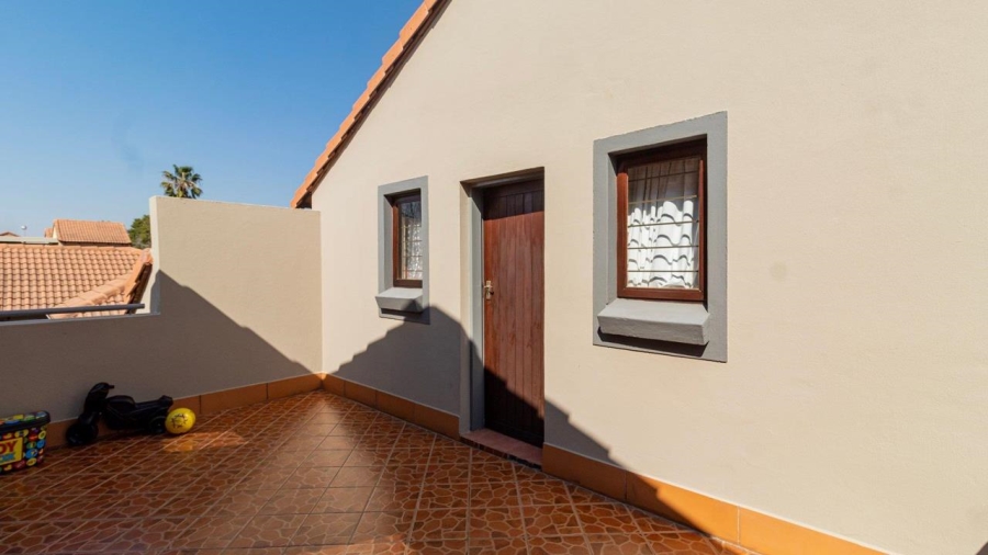 4 Bedroom Property for Sale in Equestria Gauteng