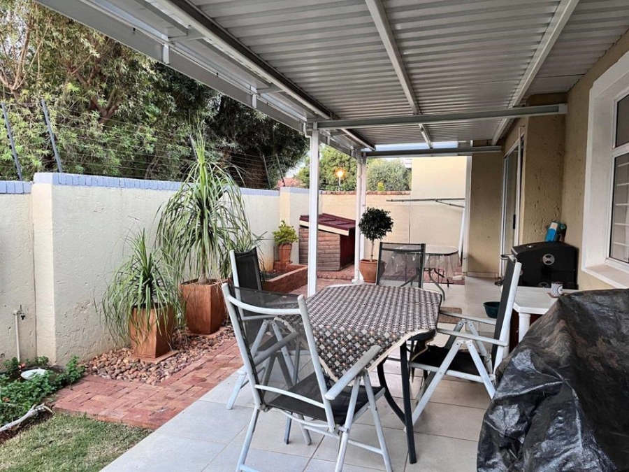 3 Bedroom Property for Sale in Annlin Gauteng