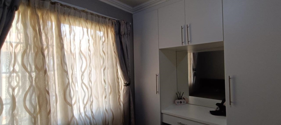 2 Bedroom Property for Sale in Montana Gauteng