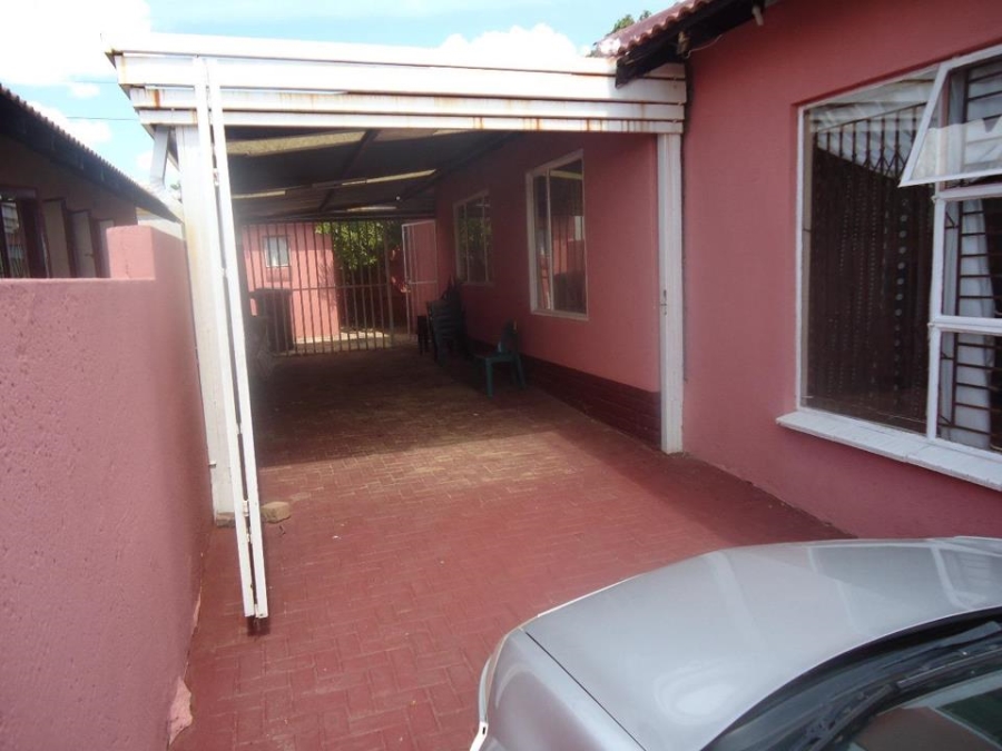 3 Bedroom Property for Sale in Mabopane Unit X Gauteng