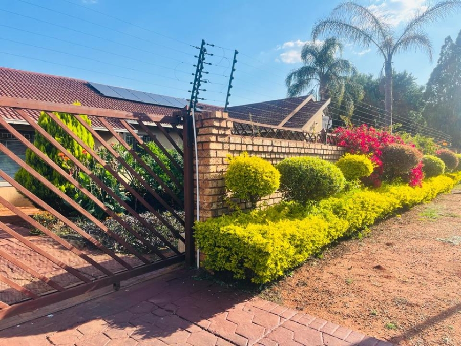 4 Bedroom Property for Sale in Clarina Gauteng