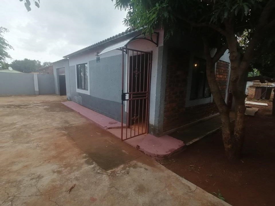 2 Bedroom Property for Sale in Soshanguve Gauteng