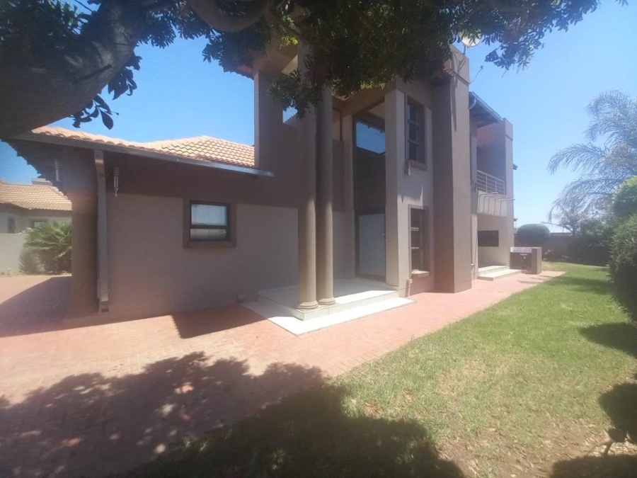 6 Bedroom Property for Sale in Savannah Country Estate Gauteng