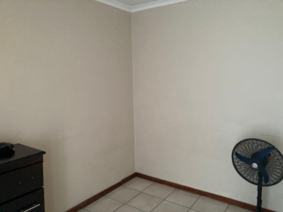 2 Bedroom Property for Sale in Equestria Gauteng