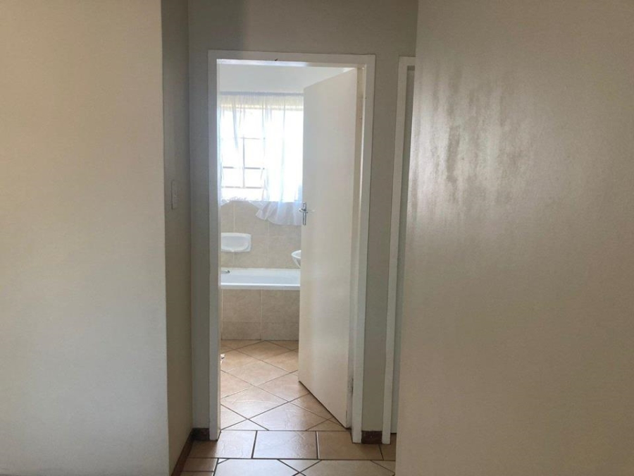 2 Bedroom Property for Sale in Equestria Gauteng