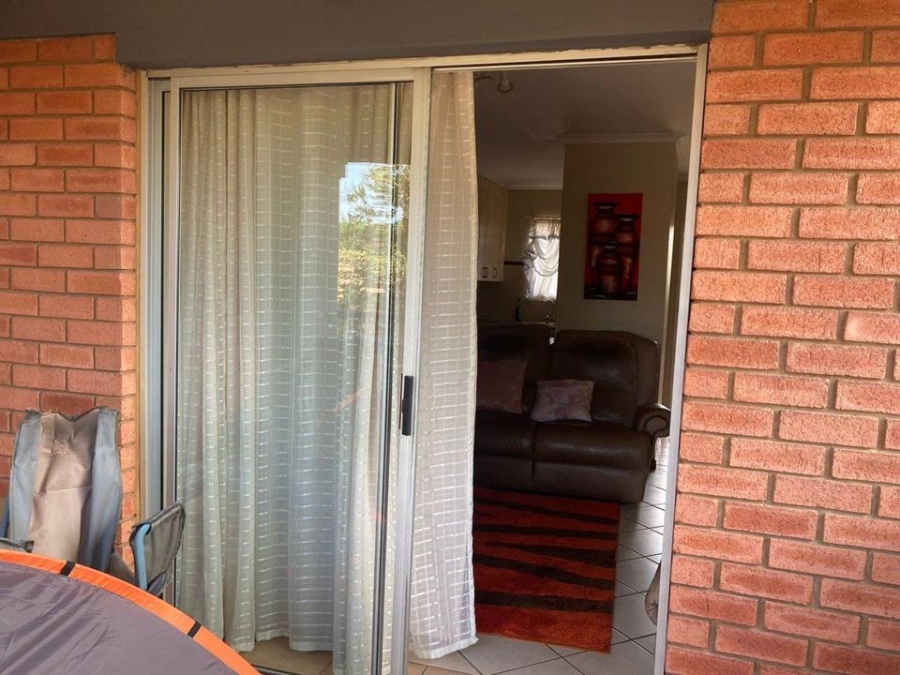 2 Bedroom Property for Sale in Equestria Gauteng