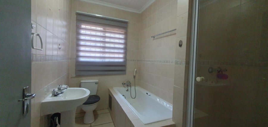 3 Bedroom Property for Sale in Willow Acres Ext 7 Gauteng