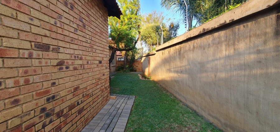 3 Bedroom Property for Sale in Willow Acres Ext 7 Gauteng