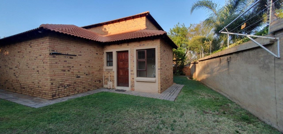 3 Bedroom Property for Sale in Willow Acres Ext 7 Gauteng