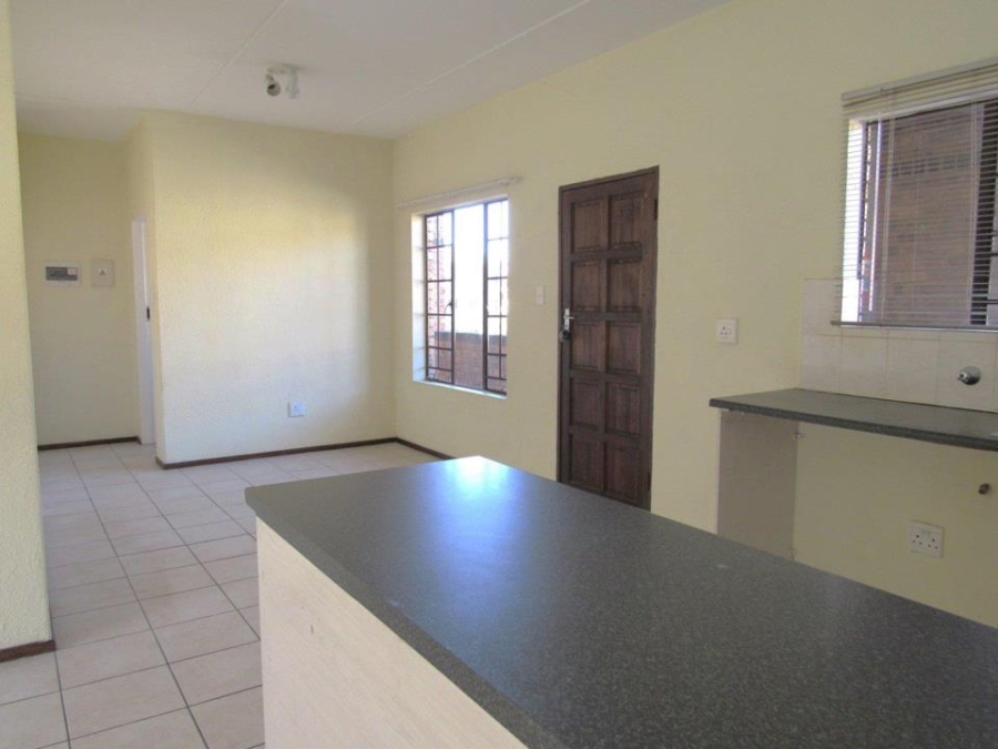 2 Bedroom Property for Sale in Halfway Gardens Gauteng