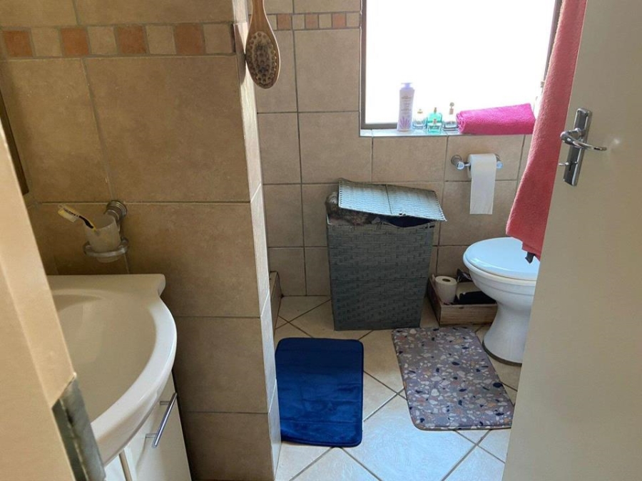 0 Bedroom Property for Sale in Oukraal Estate Gauteng