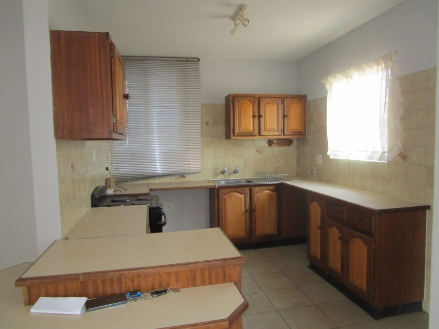 1 Bedroom Property for Sale in Zwartkop Gauteng