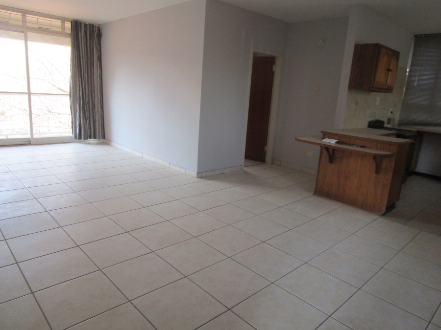 1 Bedroom Property for Sale in Zwartkop Gauteng