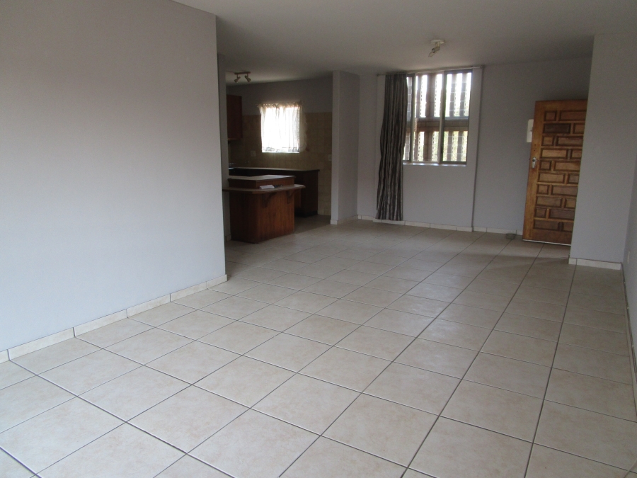 1 Bedroom Property for Sale in Zwartkop Gauteng