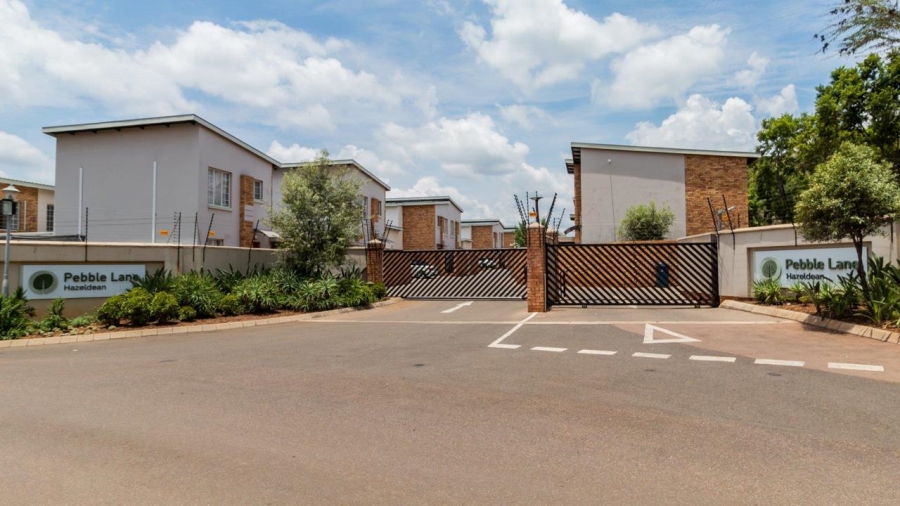 3 Bedroom Property for Sale in Oukraal Estate Gauteng