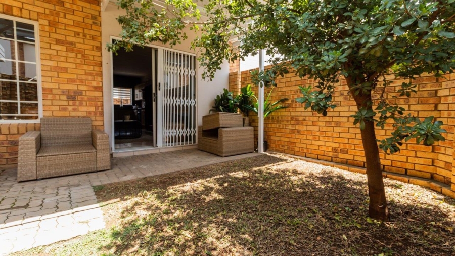 3 Bedroom Property for Sale in Oukraal Estate Gauteng