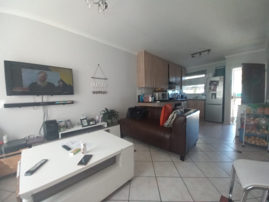 To Let 3 Bedroom Property for Rent in Rembrandt Park Gauteng