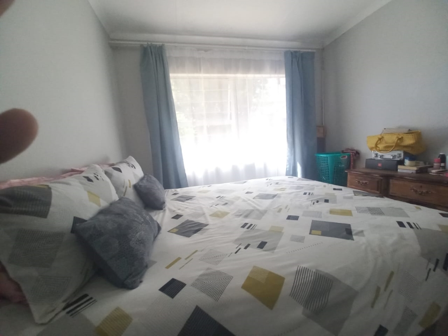 To Let 3 Bedroom Property for Rent in Rembrandt Park Gauteng