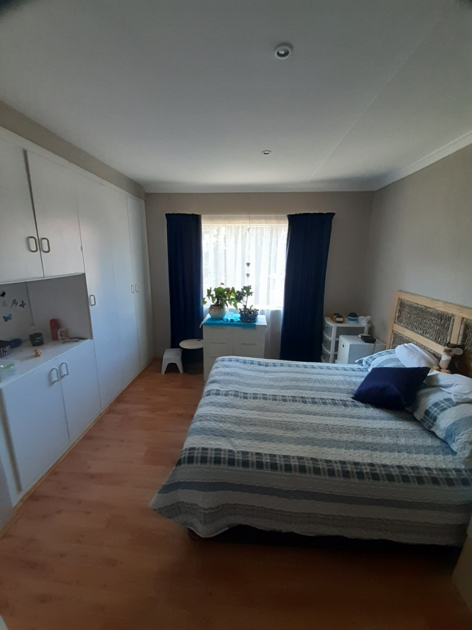 2 Bedroom Property for Sale in Allens Nek Gauteng